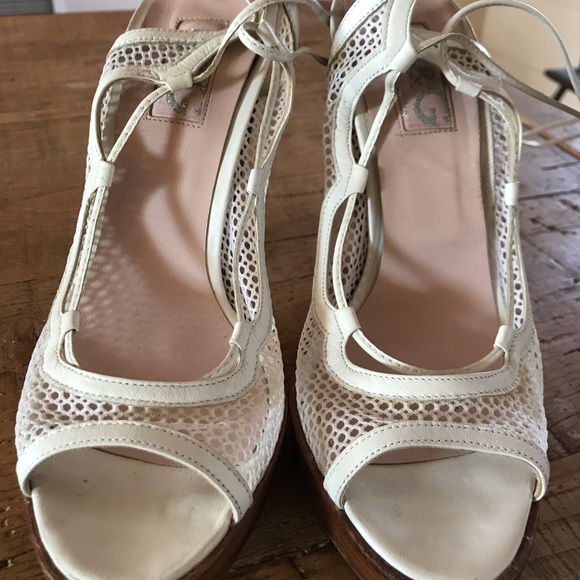 D&G platform lace up heels - Picture 3 of 10